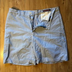 Vineyard Vines searsucker club shorts